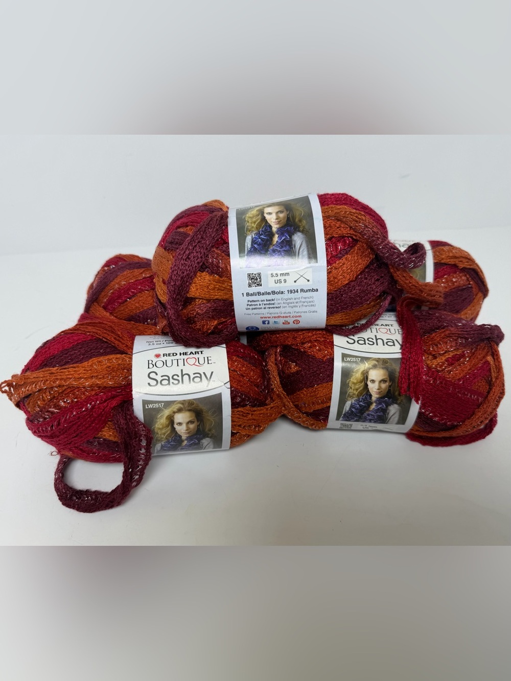 Red Heart Boutique Sashay Yarn 1934 Rumba Discontinued - Lot of 5
